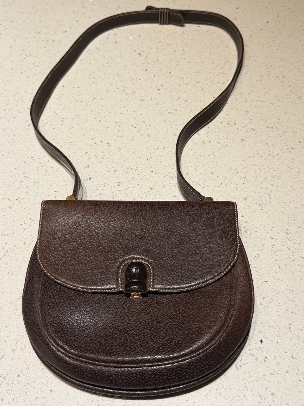 Gucci vintage Classic Brown Leather Crossbody Bag Rare!